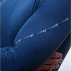 Baselayer Merino Air Tee Outdoor Heren Lange Mouw Blauw Medium 11 Baselayer Merino Air Tee Outdoor Heren Lange Mouw Blauw Medium -WarmeK Kleding Winkel baselayer merino air tee outdoor heren lange mouw blauw medium 4