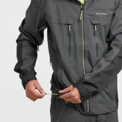 Quechua Lichte Regenjas Voor Wandelen Heren MH900 16 Quechua Lichte Regenjas Voor Wandelen Heren MH900 -WarmeK Kleding Winkel lichte regenjas voor wandelen heren mh900 3