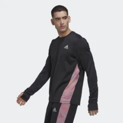 ADIDAS Own The Run Colorblock Sweatshirt -WarmeK Kleding Winkel own the run colorblock sweatshirt 2
